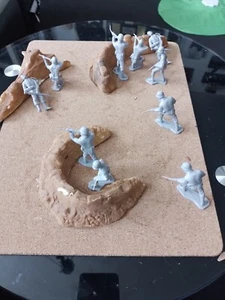 1/32 ww2 recast marx 10 infantry german in foamtec positions - Picture 1 of 7
