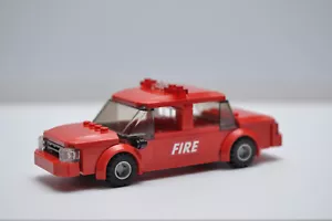 Custom Crown Victoria Red Fire Chief Model Compatible with LEGO® Bricks - Picture 1 of 2