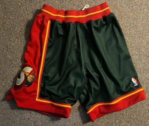 NBA Authentic Shorts Seattle SuperSonics Road 1995-96, Size M, Mitchell & Ness Cover