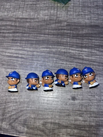 TEENYMATES MLB  FIGURE 1" INCH Toronto Blue Jays 6pc Cover