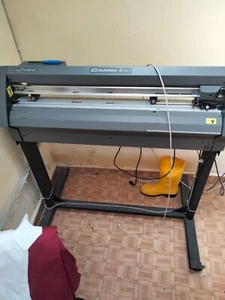 plotter da taglio usato - Foto 1 di 6