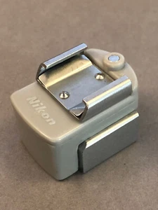 Nikon F Flash Unit Coupler / mount - Picture 1 of 9