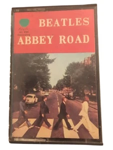 Vintage The Beatles Abbey Road Cassette MCE 4135 C262-04243 - Picture 1 of 9