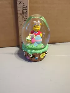 Winnie the Pooh Easter Snow Globe Disney Egg - Picture 1 of 4