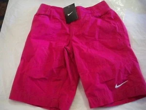MÄDCHEN JUGEND KINDER NIKE BERMUDA SHORTS PINK FREIZEITKLEIDUNG ELASTISCHER BAILLE NEU $ 38 - Bild 1 von 3