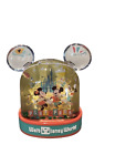 Disney Magic Kingdom Mickey Minnie Jouer Dans Le Park Plastique Snowglobe Neuf
