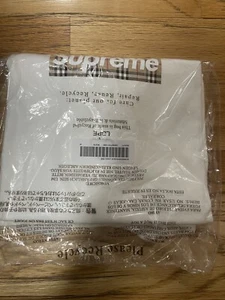 Supreme Burberry Box Logo Tee White Size Medium - Picture 1 of 4