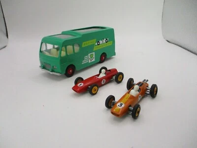 MATCHBOX MAJOR PACK M6A RACING CAR TRANSPORTER W/LOTUS &BRM F-1 RESTORED CODE 3 - Image 1 of 4