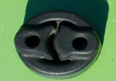 TOYOTA CELICA 91-93 TUBO DE ESCAPE MONTAJE SUSPENSIÓN GOMA 17565-15020 OEM TERCEL Foto 1 de 4