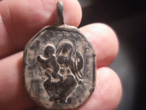 MEDALLA ESPAÑOLA ANTIGUA. SANTO DOMINIO SORIANO - VIRGEN DEL ROSARIO ́S XVII - Imagen 1 de 3