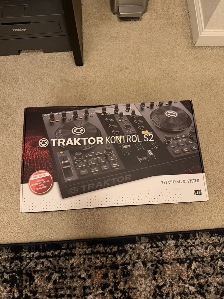 Native Instruments Traktor Kontrol S2 Foto 1 de 2