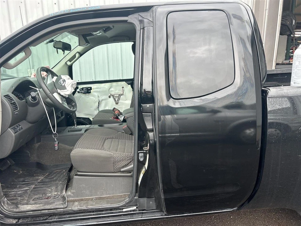 2009-2018 Nissan Frontier King Cab Driver Rear Side Door PC-G41 Black OEM Foto 1 de 4