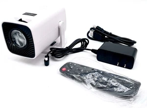 Sainyer White Q100 Ultra HD High Dynamic Range Mini Projector - Picture 1 of 9