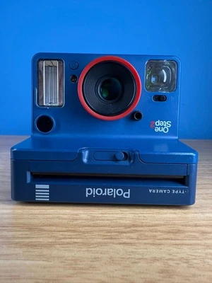 Polaroid One Step 2 Stranger Things Upside Down Limited Edition Camera - Bild 1 von 4