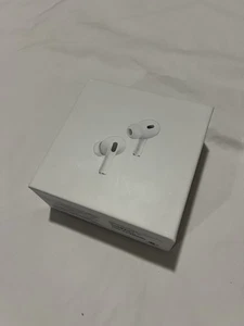 Pro 2nd Generation Wireless Earbuds Earphones Headsets + MagSafe Charging Case - Picture 1 of 9