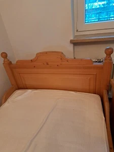 Landhaus Bett aus massiven Fichtenholz, Einzelbett - Bild 1 von 6