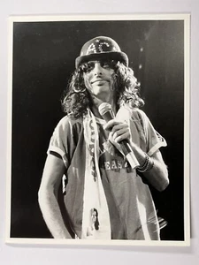 Alice Cooper Photo On Stage Original Black And White Promotion September 1975 - Picture 1 of 12