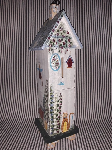 KATHY HATCH 16" BUTTERFLY HOUSE CATS IN GARDEN FOOTED HAND PAINTED WOOD HANGING Cover