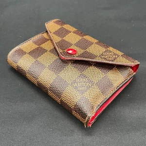 Louis Vuitton Damier Ebene Victorine Tri-fold Snap Closure Coated Canvas Wallet - Picture 1 of 13