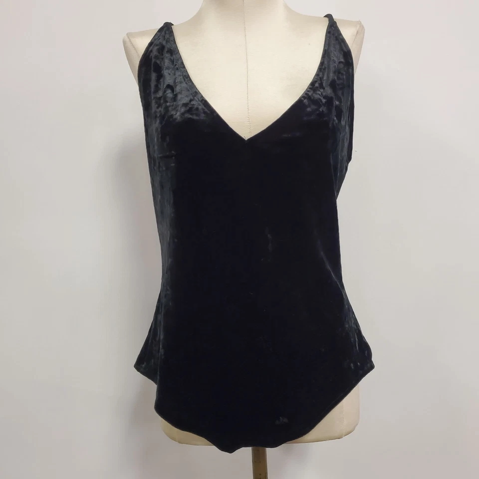 Body caprichoso de terciopelo aplastado para mujer H&M talla L negro bruja gótico grunge Foto 1 de 4