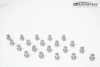 2024-2025 BUICK ENVISTA RUEDA DELANTERA Y TRASERA TUERCA JUEGO DE 20 TORNILLOS OEM Foto 1 de 4