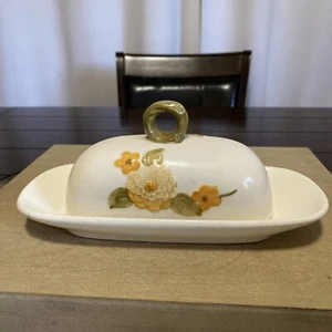 Metlox Poppytrail Vernon Sculptured Zinnia Butter Dish with Lid - Picture 1 of 18