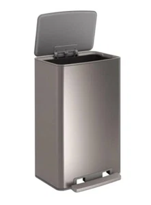 Kohler 47L Step Trash Can - Picture 1 of 2