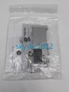 1 PCS NEW IN BOX Festo VUVG-B10-B52-ZT-F-1T1L 573418 solenoid valve - Picture 1 of 4