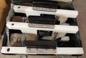 856A2608G02 - JUEGO DE CORREAS DE BLOQUEO DE VENTILADOR (VUELO DE FERRY) - REPARABLE - Imagen 1 de 6