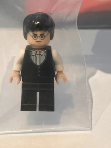 Harry Potter HP125 Lego Minifigure (Yule Ball Vest and Bow Tie) - Picture 1 of 2