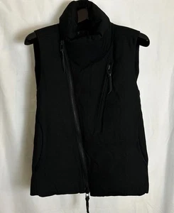 The Viridi-Anne Black Cross-Zip Down Puffer Vest Men’s Small Made In Japan w/Tag - Picture 1 of 16