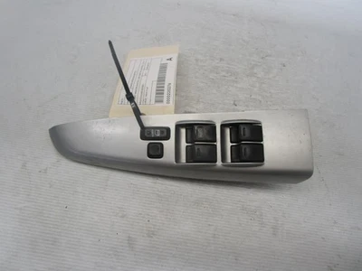 TOYOTA HILUX 07/2011-08/2015 RIGHT FRONT POWER WINDOW MASTER SWITCH  84820-0K061 - image 1 of 4