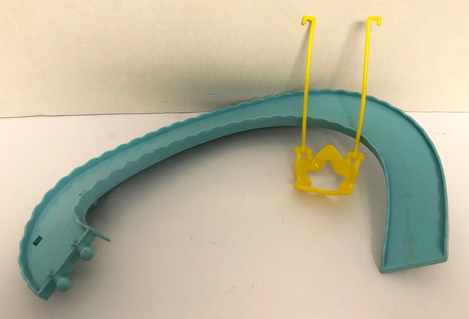 Kenner Care Bears Care-A-Lot 1983 juego de repuesto diapositiva y columpio lote de colección Foto 1 de 1