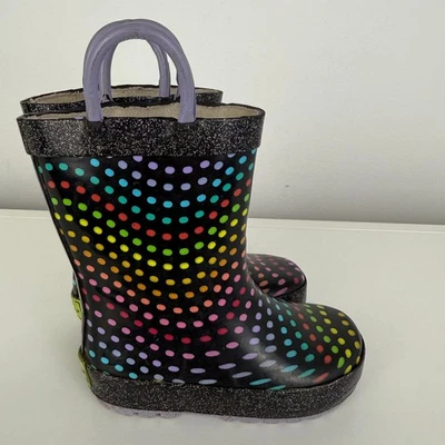  Botas de lluvia Western Chief negras/multicolor para exteriores con onda arco iris para niñas pequeñas 6 Foto 1 de 4