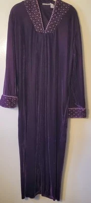 Abrigo de Terciopelo Púrpura de Colección Bata Real Borde Dorado Para Mujer M 1/2 Cremallera Bolsillos Largos Foto 1 de 4