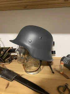 Wehrmacht Stahlhelm M42 Militaria Armee Militär - Bild 1 von 5