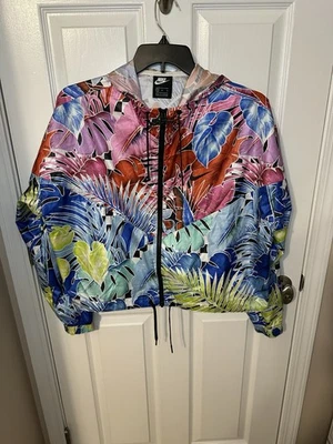 Chaqueta corta para mujer Nike Sportswear Wind Runner CT6073 686 talla XL Foto 1 de 4