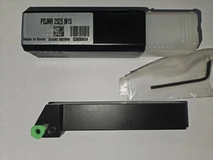 TAEGUTEC PDJNR 2525 M15 Drehmaschine Drehhalter für DNMG1506 Wendeplatten - Bild 1 von 3