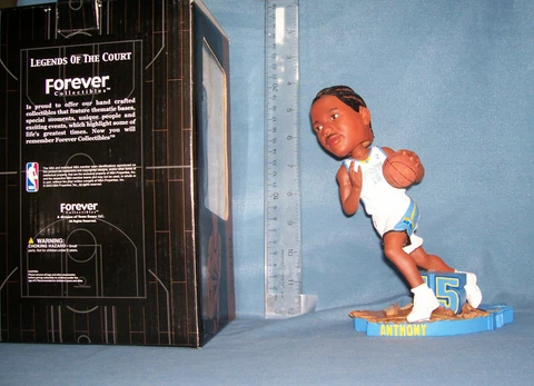 2003 CARMELO ANTHONY WHITE JERSEY ROOKIE BOBBLEHEAD DENVER NUGGETS MINT Cover
