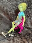Monster High PORTER GEISS with Skull Chair &amp; Party Shoes Collectable Gift