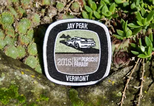 VINTAGE AUTOMOBIL CLUB AUFNÄHER / ABZEICHEN # PORSCHE PARADE JAY PEAK VERMONT 2016 - Bild 1 von 2