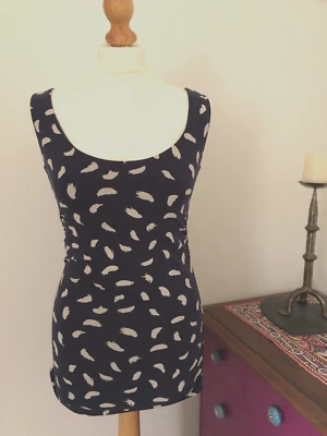 Chaleco Boden Top Lados Acanalados Azul Reino Unido Talla 8 Para Mujer Elástico Verano En muy buena condición Forrado Foto 1 de 4