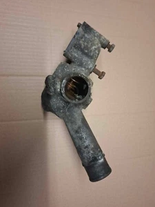 MERCEDES BENZ THERMOSTAT HOUSING W123 200 230 300 - Foto 1 di 8