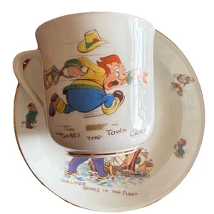 Hammersley Gulliver's Travels  “Brings In The Fleet “1930 China Cup & Saucer - Picture 1 of 6