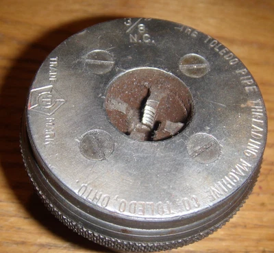 TOLEDO  SIZE OO   3/8 " N.C.  PIPE THREADER DIE HEAD EX COND - Image 1 of 2