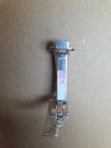 Genuine Bernina Presser Foot Overlock Foot #2A - New Style - Picture 1 of 6
