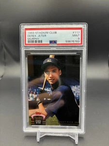 Topps Stadium Club Jack Murphy Stadium 1992-93 - Derek Jeter #117 (RC) PSA 9 - Imagen 1 de 2