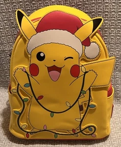 Pokemon Navidad Pikachu Santa Sombrero Iluminado Loungefly BP $90 en el sitio Loungefly! - Imagen 1 de 9