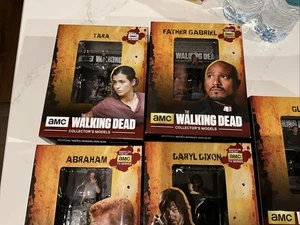 Lote de 5 figuras de acción The Walking Dead  - Imagen 1 de 3