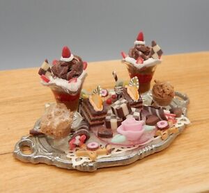 Vintage EICHE Eis Dessert Tablett Handwerker Puppenhaus Miniatur 1:12